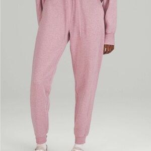 #5 Lululemon Scuba High Rise Jogger